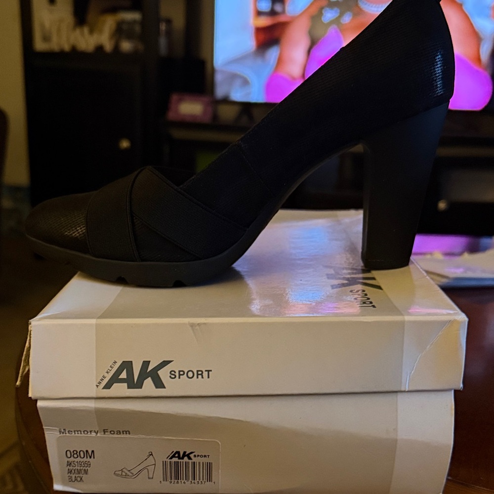 Anne Klein Black Heels